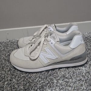 New Balance Sneakers